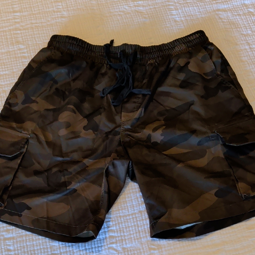 Men's Camo Cargo Shorts